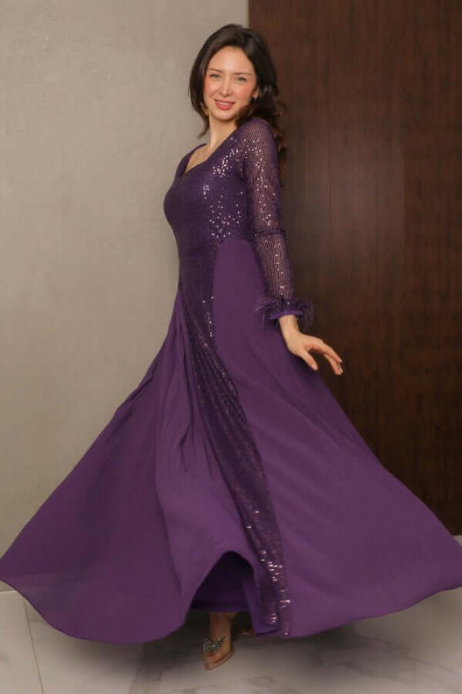 Long purple chiffon pleated sequin evening dress المقاس:(L - 40)