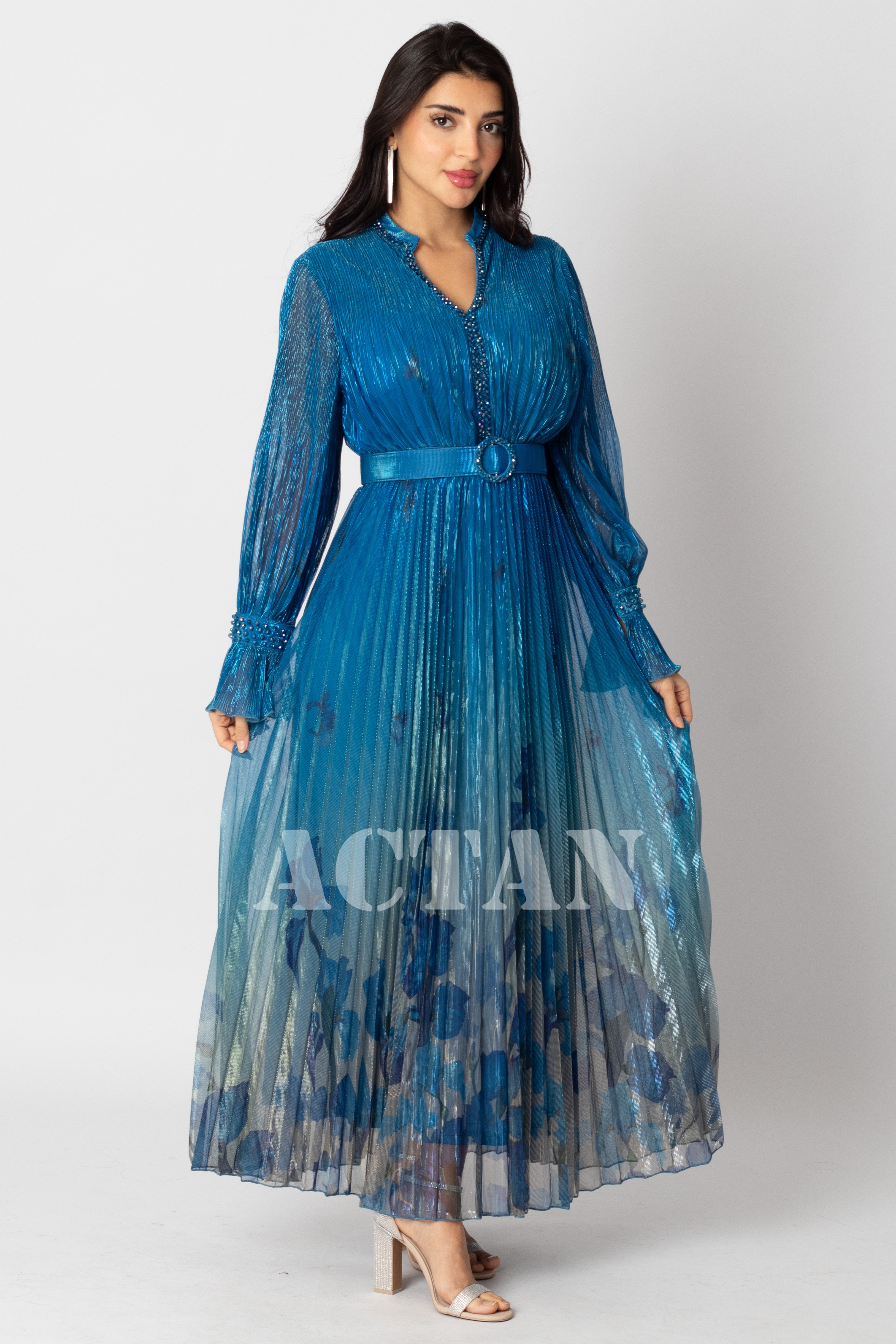 Long metallic dress with beads