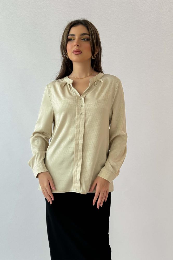 Beige patterned satin shirt المقاس:(XXL - 44)