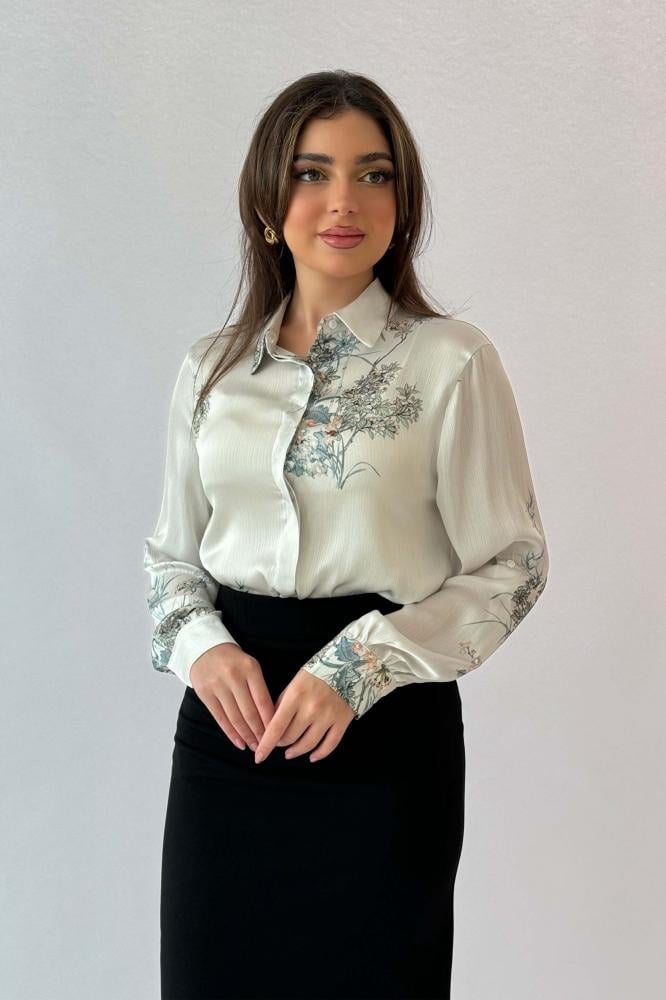 Beige tree print button-up shirt المقاس:(L - 40)