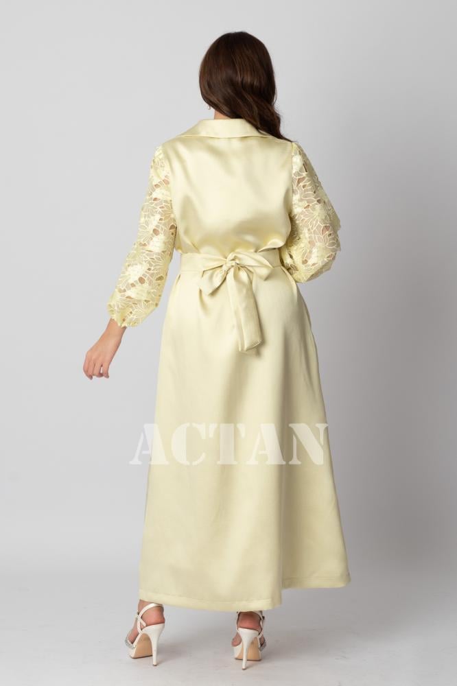 Light yellow guipure sleeve maxi dress المقاس:(L - 40)