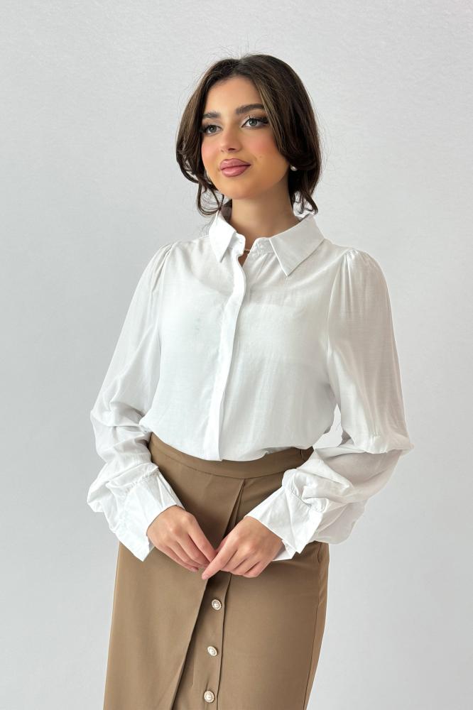 White long-sleeved cotton shirt المقاس:(L)