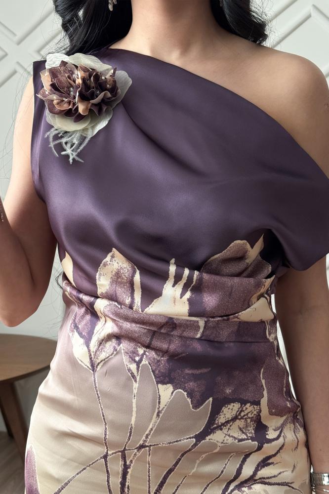 One-shoulder floral print midi dress المقاس:(L - 40)