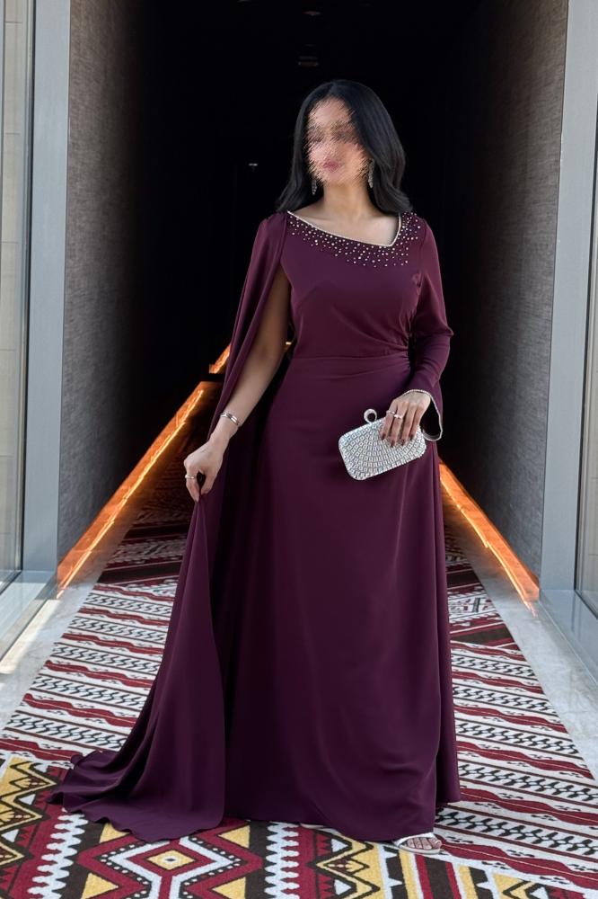 Burgundy Maxi Dress with Cape Scarf المقاس:(S - 36)