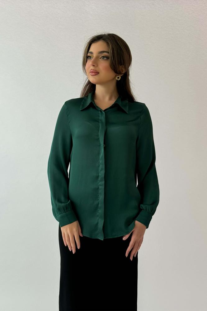 Plain shirt with hidden buttons, dark green المقاس:(M - 38)