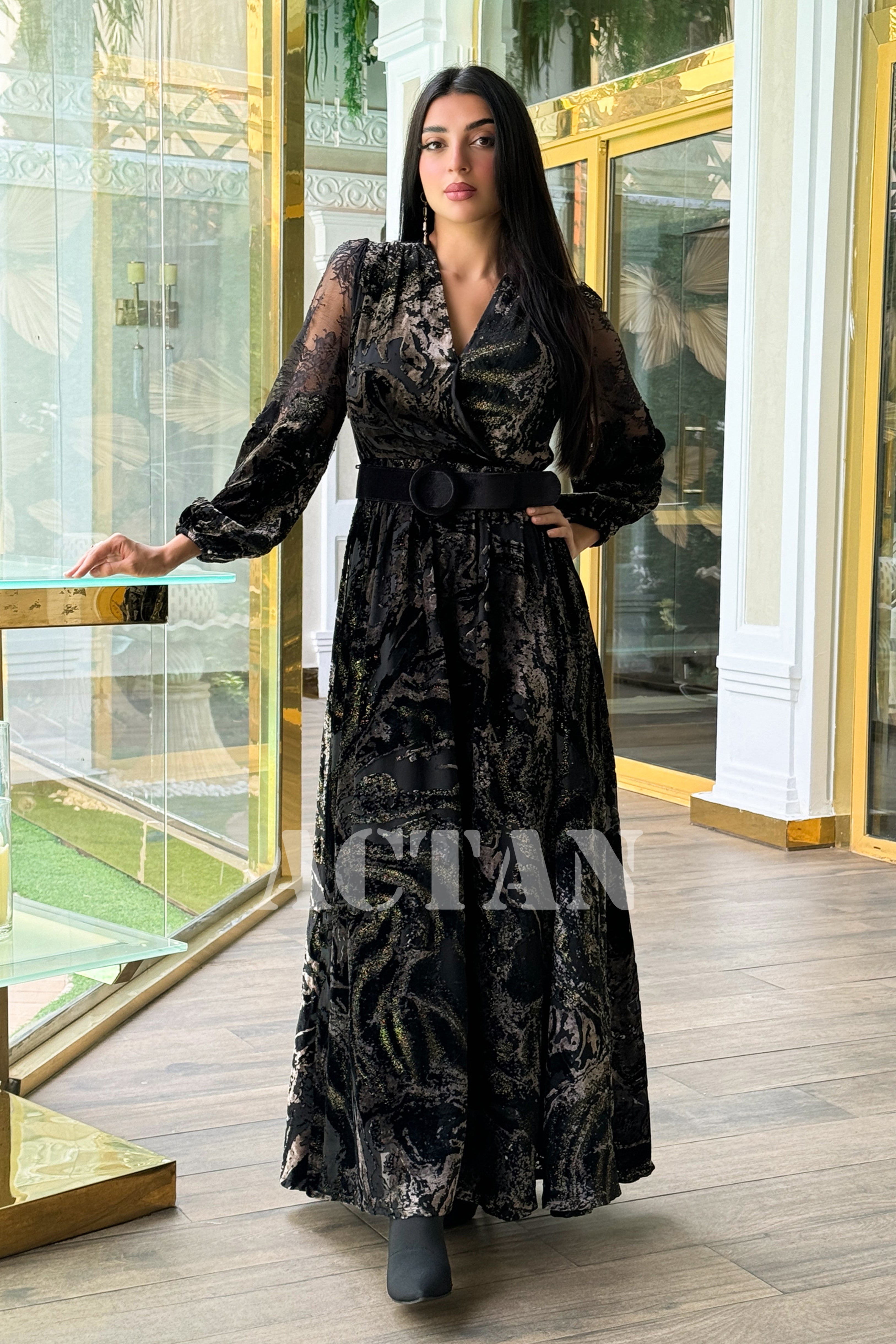 Floral print velvet dress with lace detailing