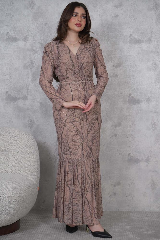 Long tulle dress with a tie at the waist المقاس:(XL - 42)