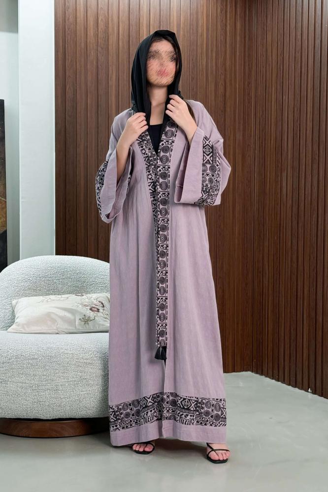 Wide crepe abaya with patterns المقاس:(52)
