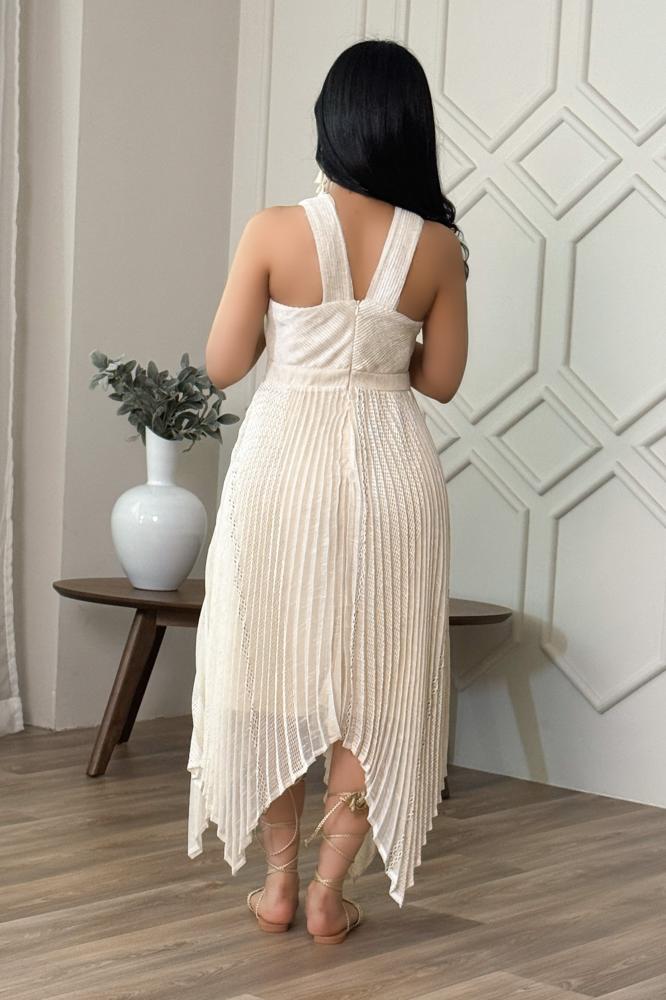 Asymmetric pleated dress المقاس:(S - 36)