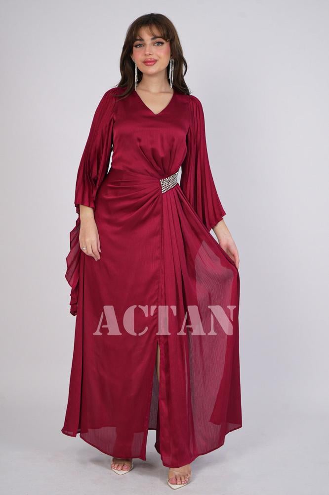 Burgundy pleated maxi dress with side slit المقاس:(L - 40)