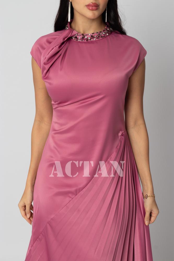 Pink pleated satin midi dress المقاس:(L - 40)