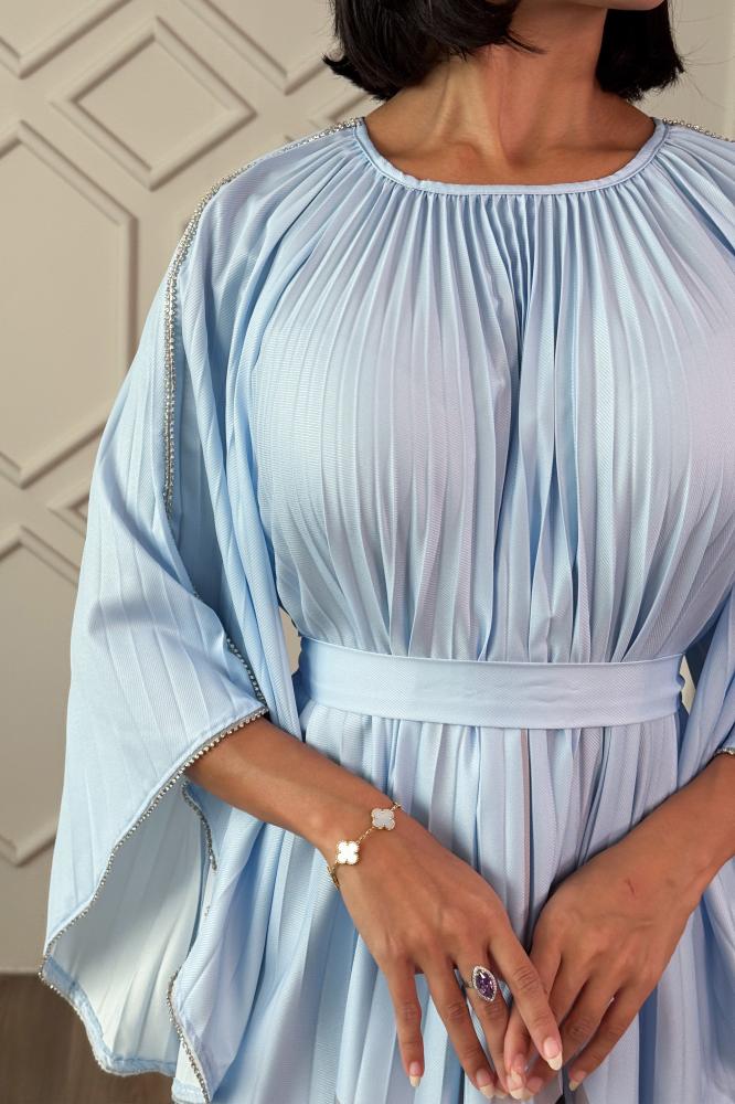 Pleated crepe midi dress المقاس:(Free Size)