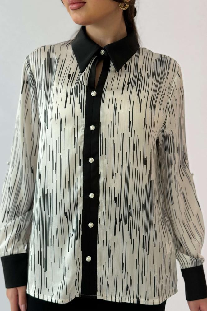 Floral print shirt with wide sleeves المقاس:(L - 40)