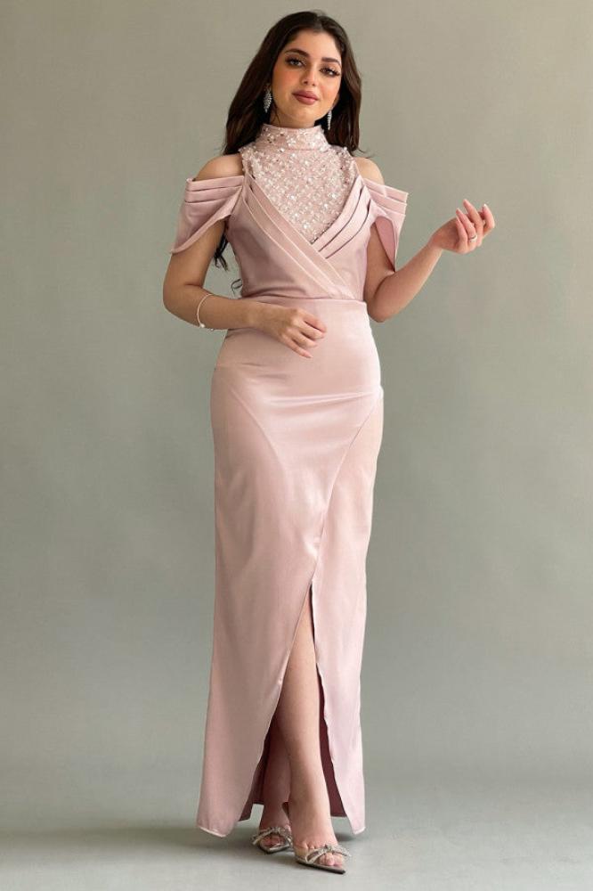 Pink embroidered maxi evening dress المقاس:(M)
