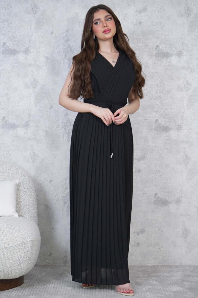 Black pleated long chiffon dress المقاس:(L - 40)