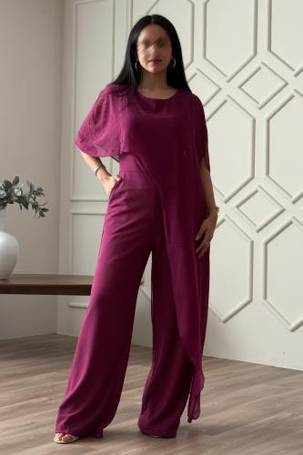 Fuchsia sequin jumpsuit with scarf المقاس:(L)