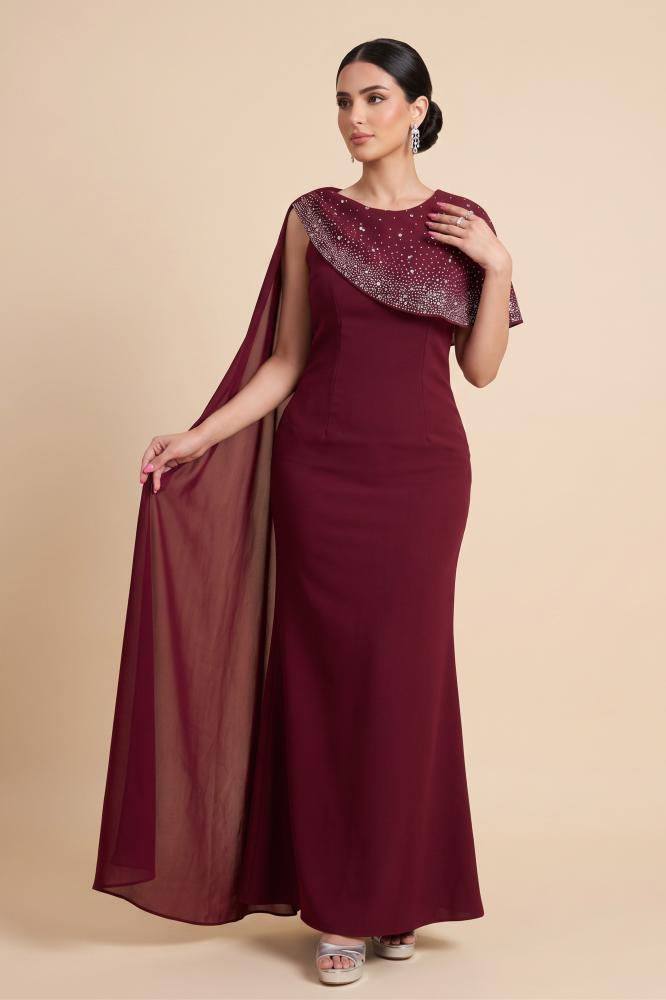 Maxi dress with a rhinestone-embellished collar المقاس:(S - 36)
