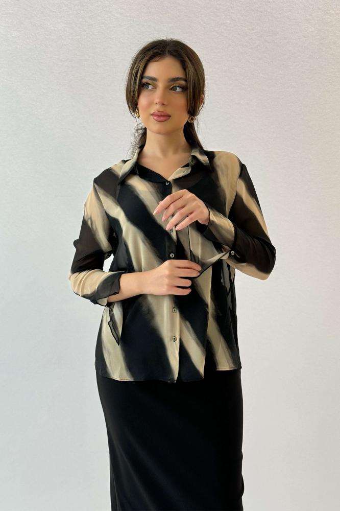 Black wavy striped shirt المقاس:(M - 38)