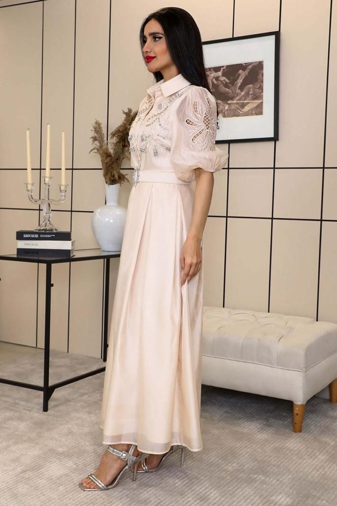 Beige puff sleeve maxi dress المقاس:(M - 38)