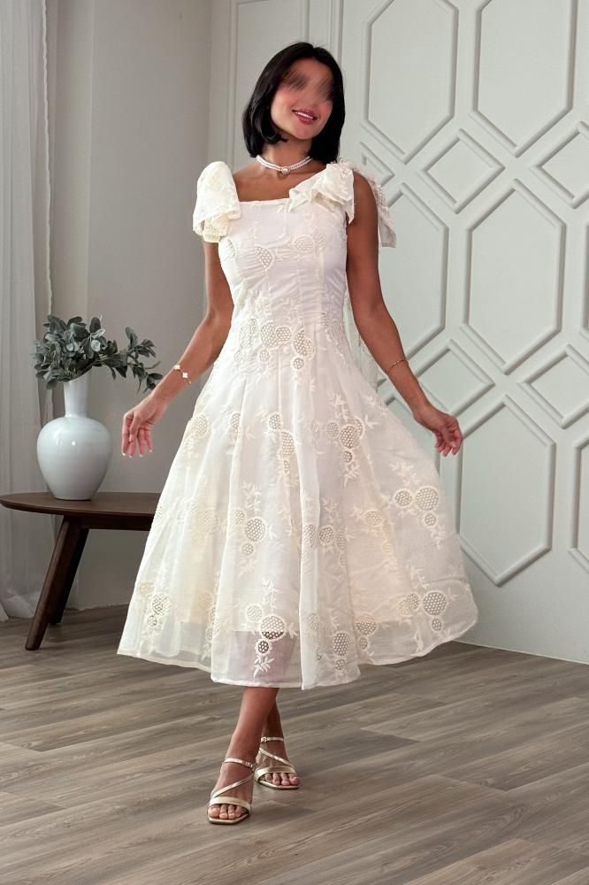 Beige midi dress with dropped shoulders and bow at the back المقاس:(L - 40)