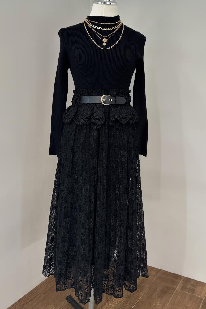 Lace Sweater Midi Dress المقاس:(L - 40)