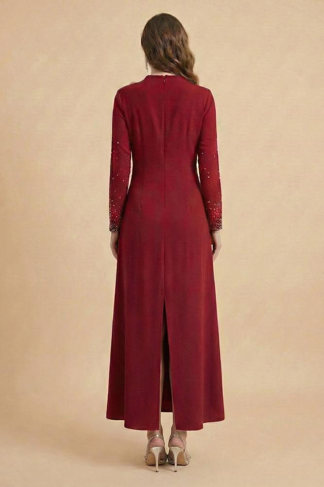 Burgundy sequin-embellished maxi dress المقاس:(XXL - 44)