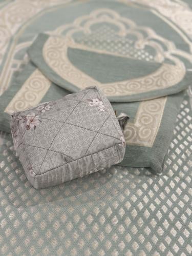 طقم شرشف صلاة وسجادة