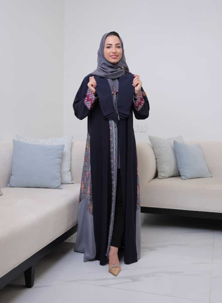 دليل العناية والأخطاء الشائعة عند غسل العبايات