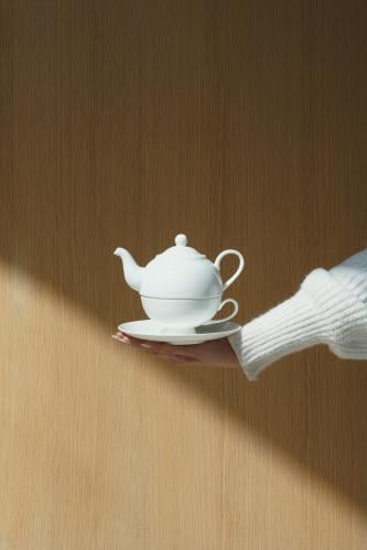 ثيو طقم شاي فاخر من الخزف الاصلي BONE CHINA أبريق...