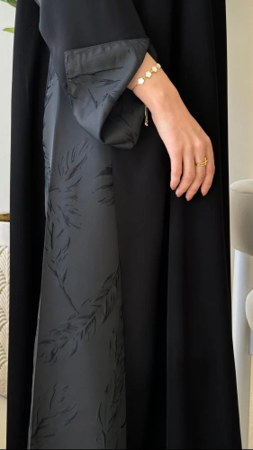 عبايه غرور