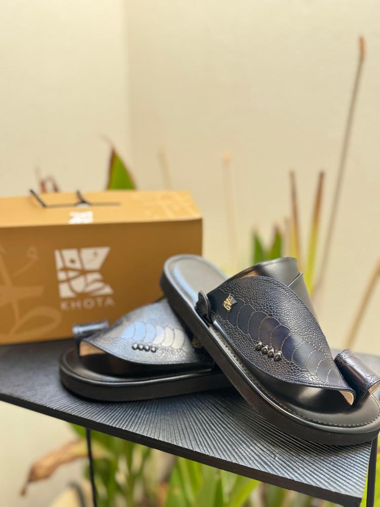 ساق نعام  - كحلي