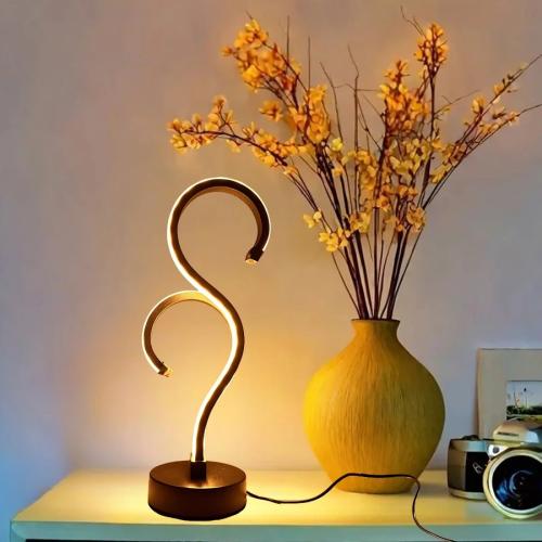 مصباح معدني أنيق