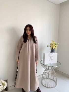 Dl12 عبايه شتويه جوخ وسدو ( TWO SIDES) اللون بيج