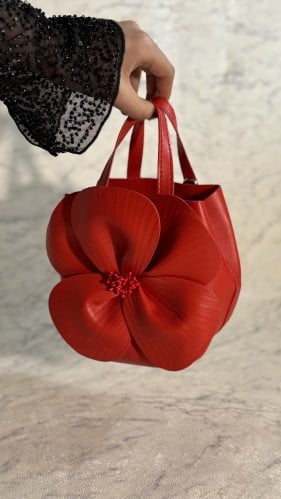 Red flower bag
