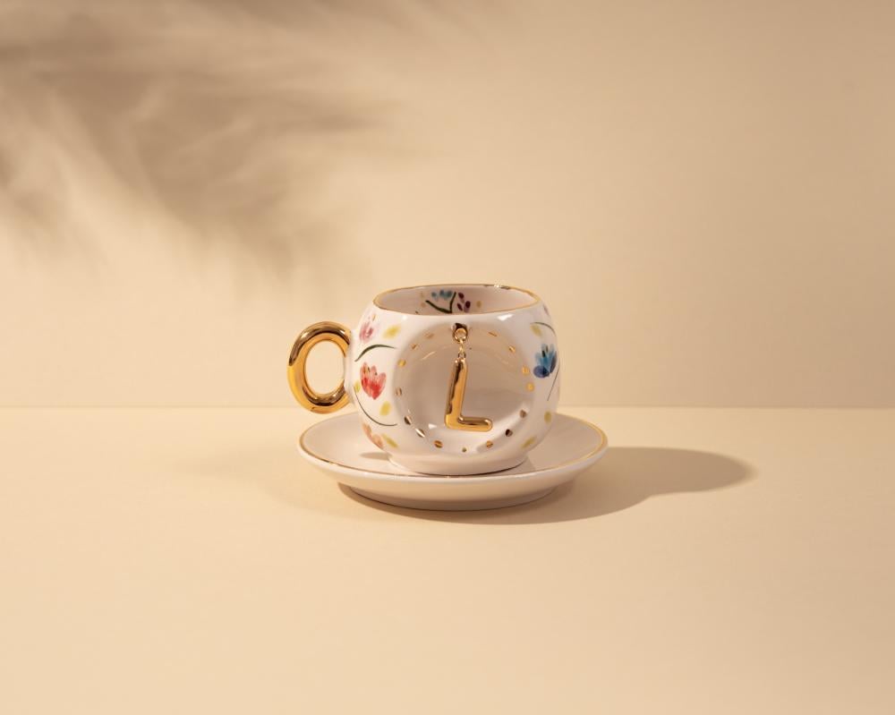 كوب أزهار الربيع