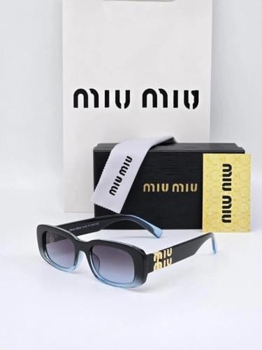 نظارة MIU MIU