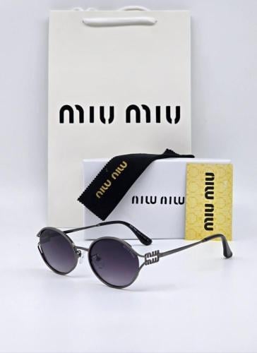 نظارة MIU MIU