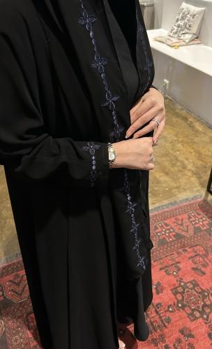عباية قمر