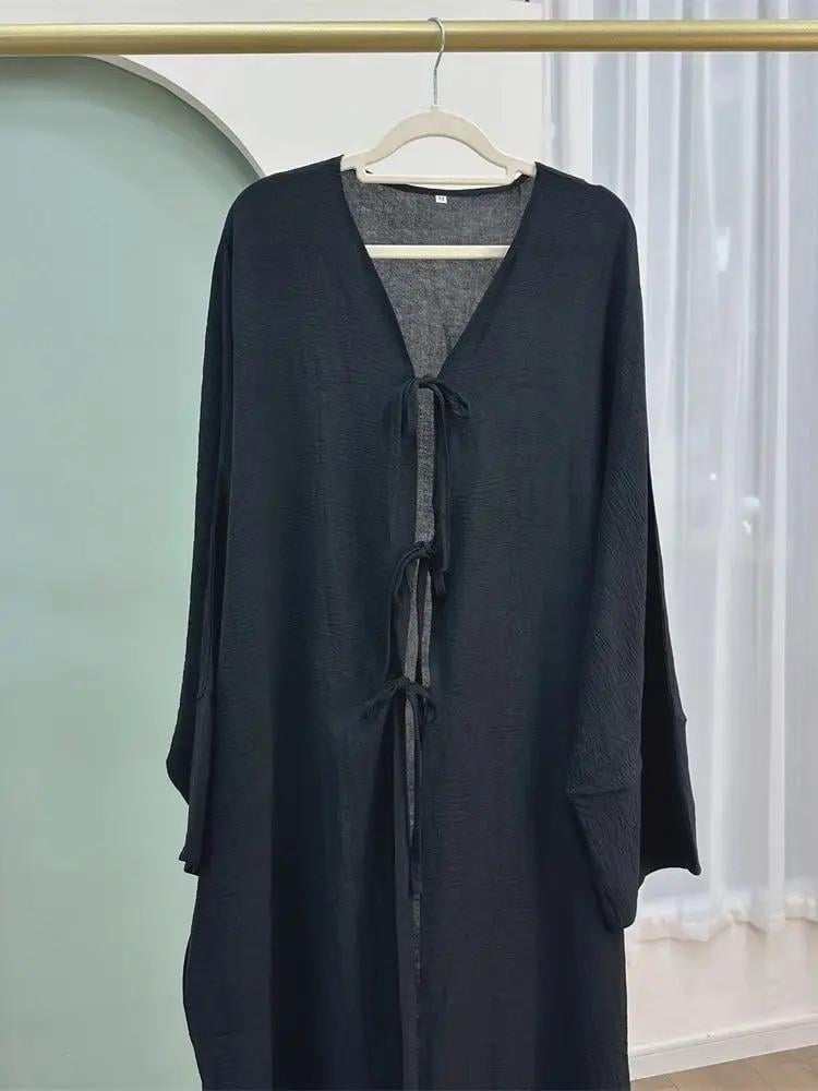 black_kimono