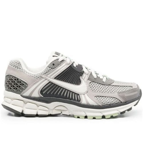 nike vomero 5 black