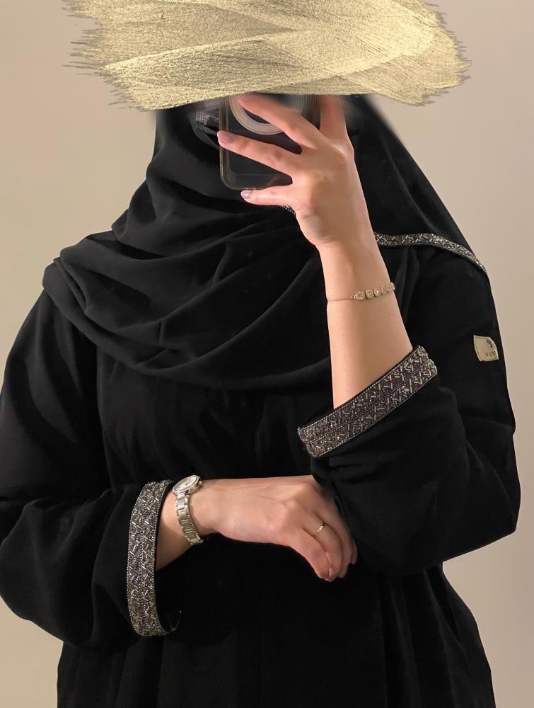 رمادي