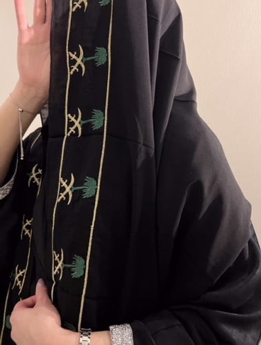 طرحه تطريز - سوداء