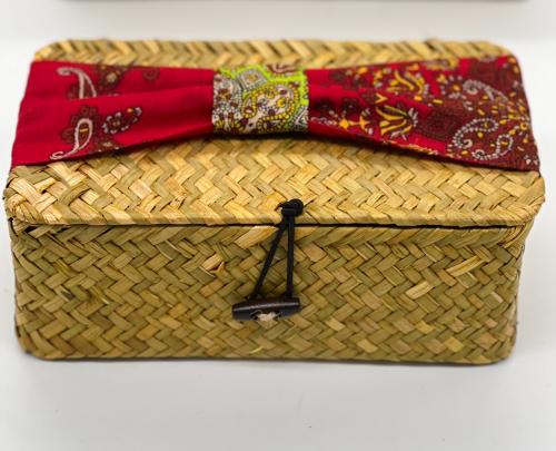 صندوق خيزران  بلمسة تراثية أنيقة  مقاس صغير 23 سم