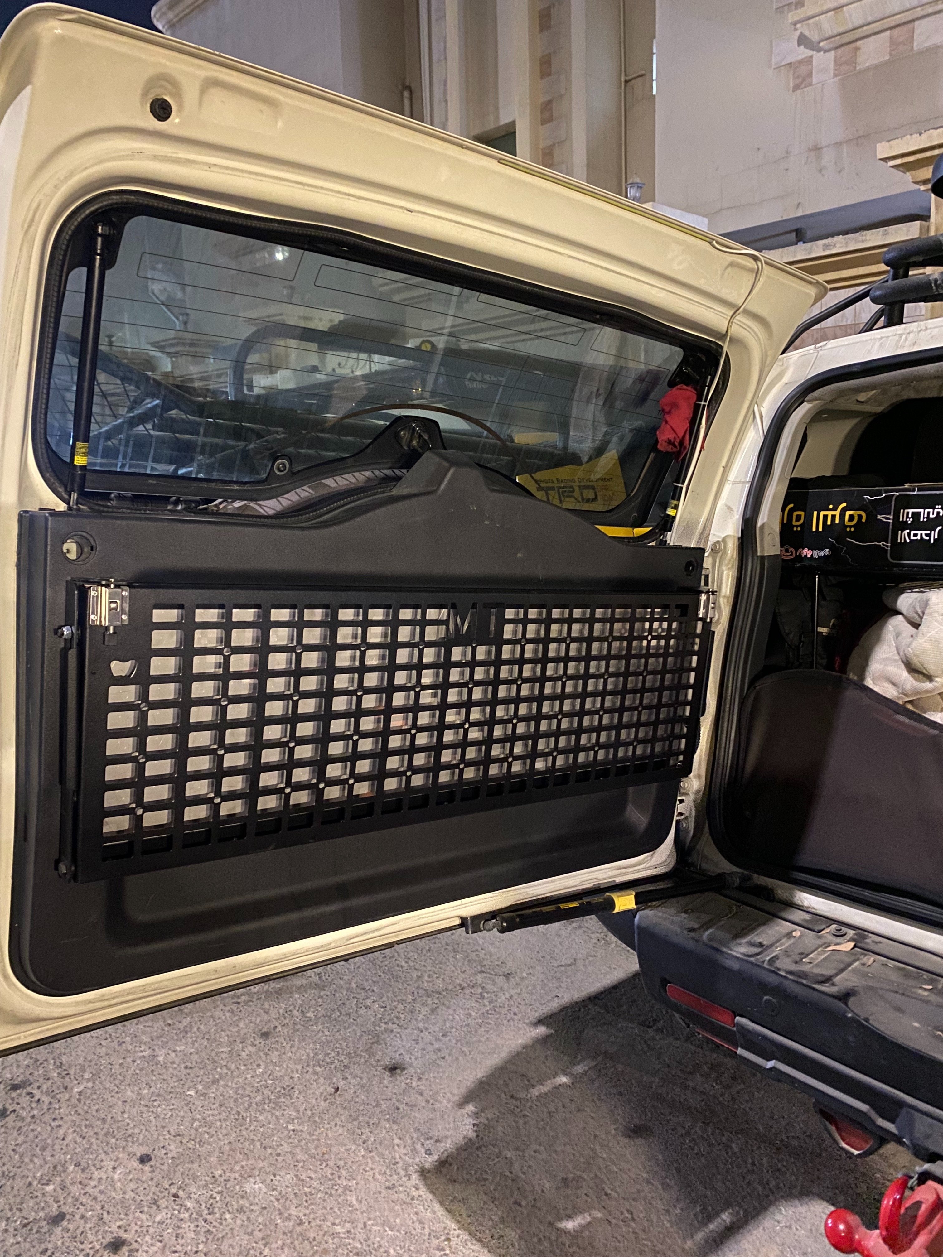 Fj مولي باب الشنطه اف جي طاولة اف جي طاولة الباب الخلفي اف جي