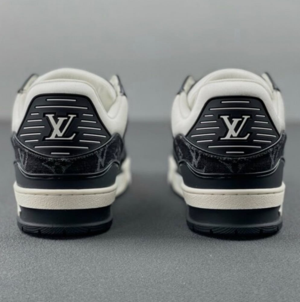 Louis Vuitton Black & White Prism Trainers – Savonches