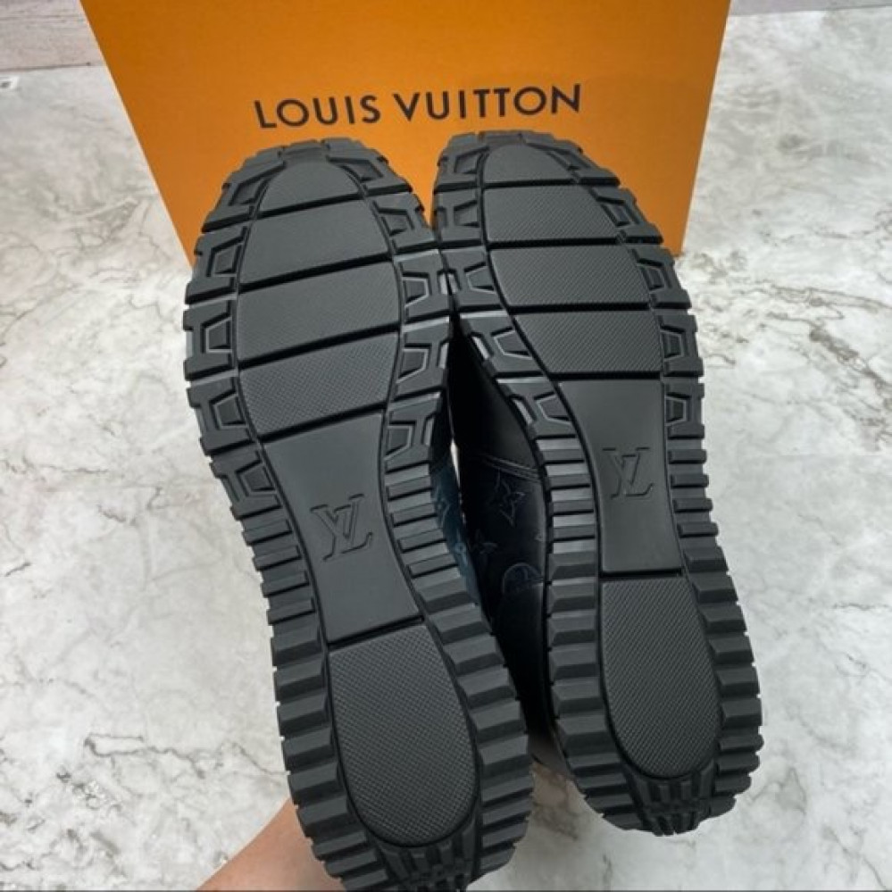 Louis Vuitton Run Away Sneakers-Review & Try On! 