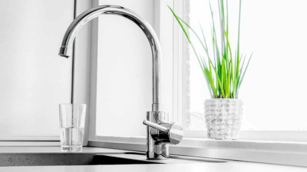 دليل شامل: أفضل أنواع حنفيات المطبخ والحمام 2024