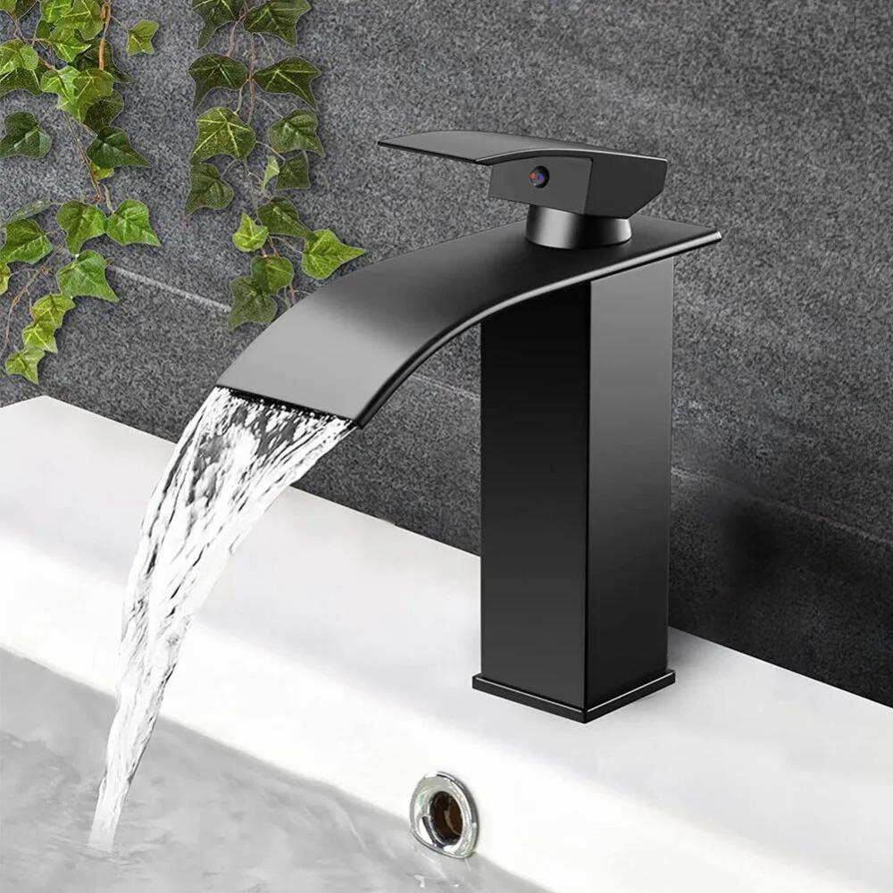 Modern bathroom basin faucet