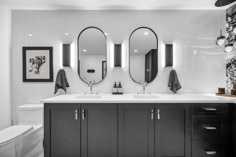 durable modern bathroom fixtures and accessories