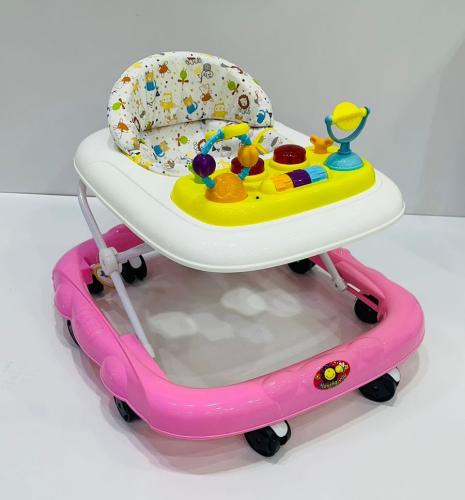 W345 مشاية مواليد مع طاولة العاب